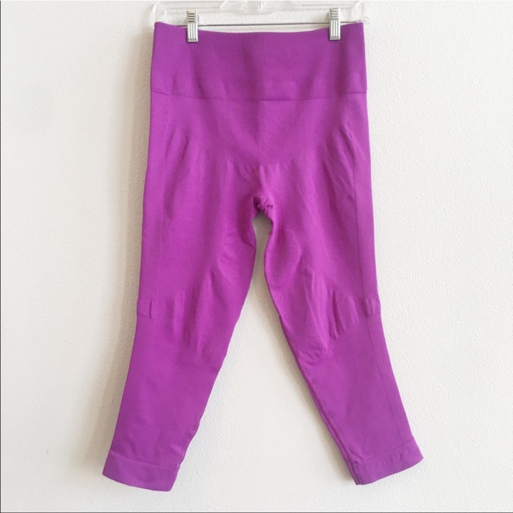 Lululemon Zone In Crop leggings compression yoga